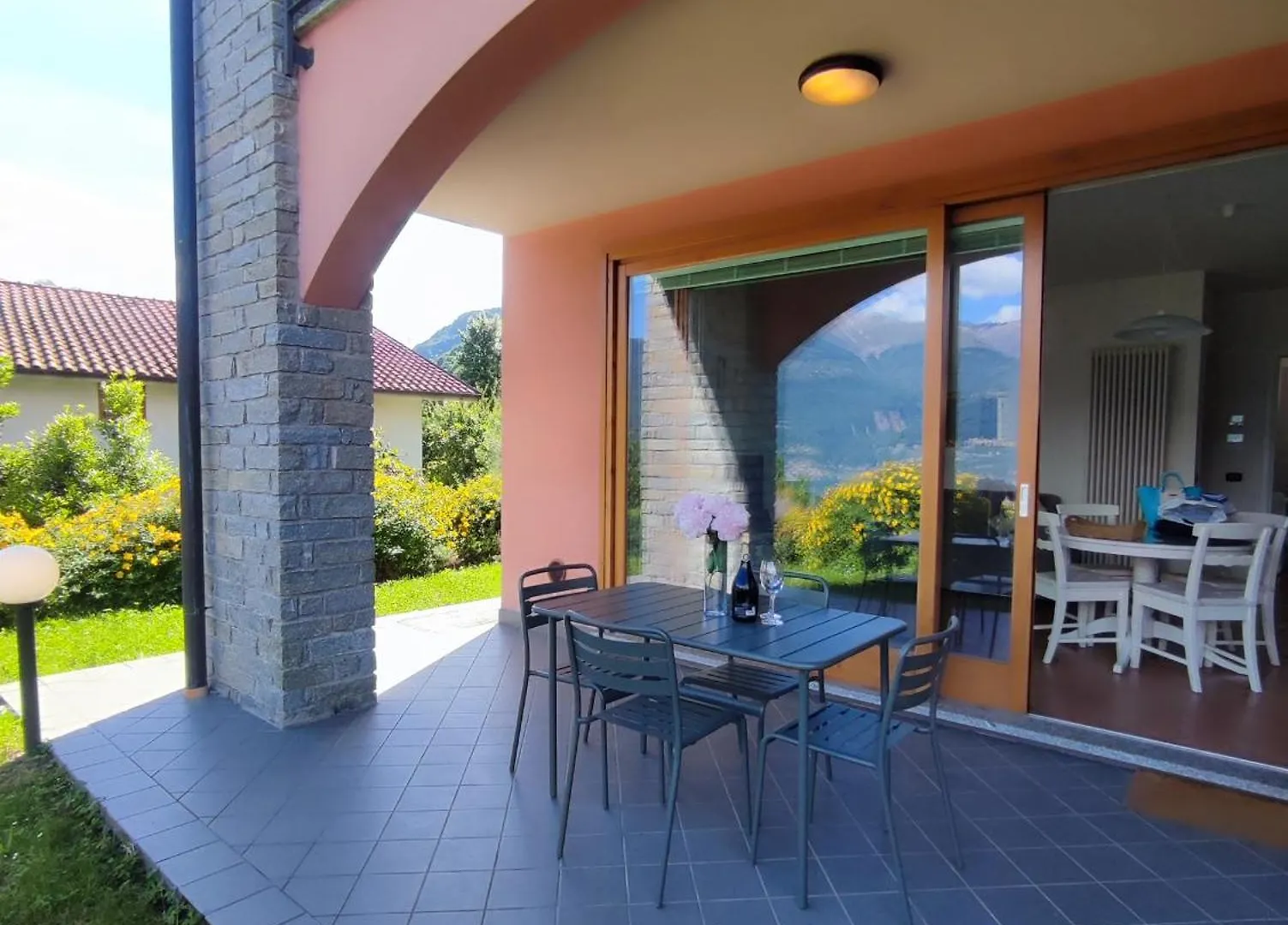 Apartment Casa Relax Sul Lago Di Como Colico Italy