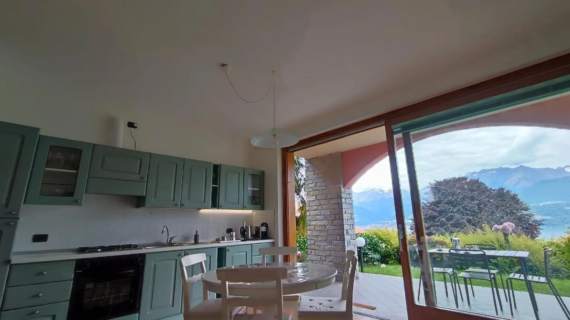 Apartment Casa Relax Sul Lago Di Como Colico